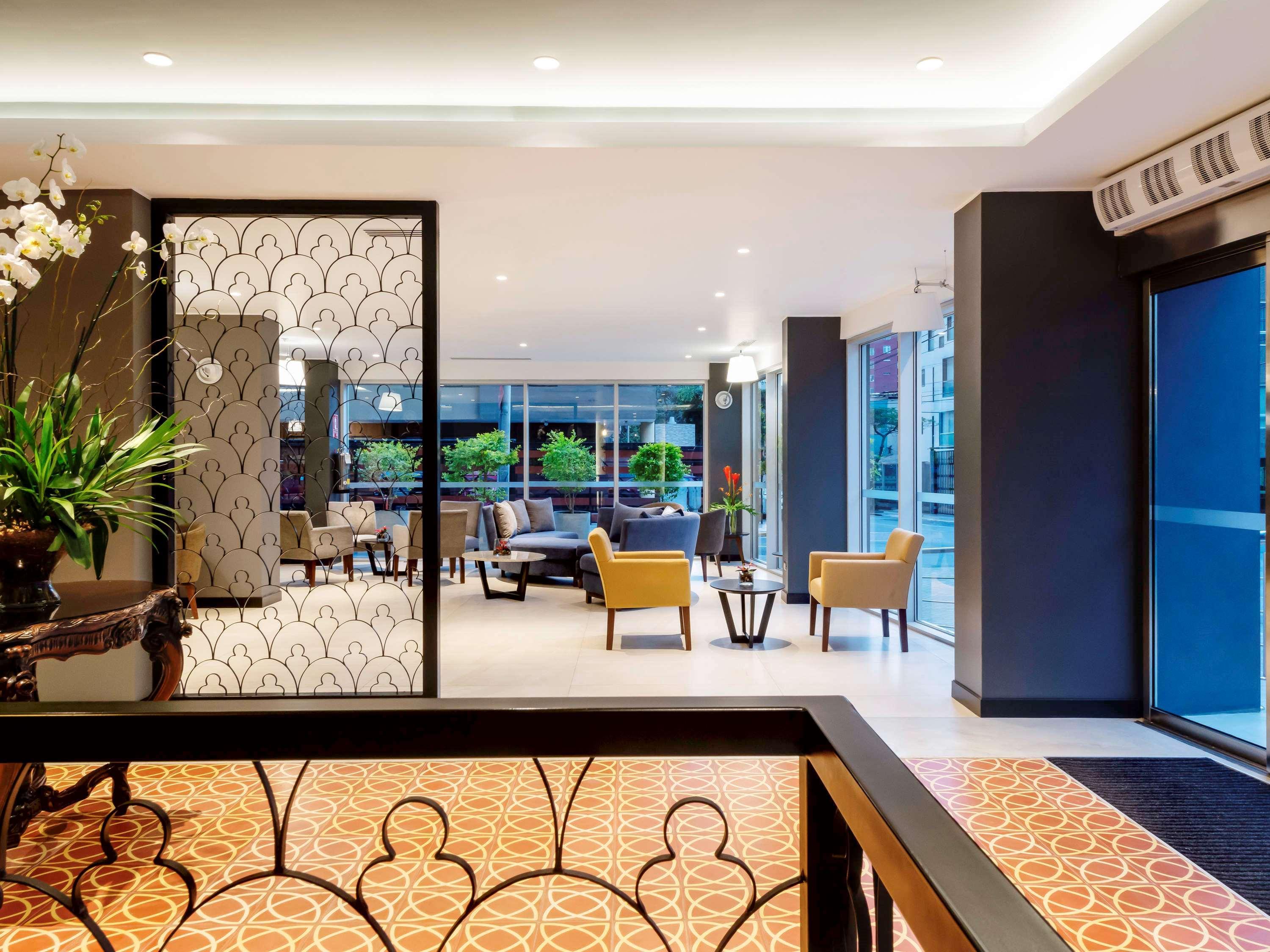 Mercure Ariosto Lima Buitenkant foto