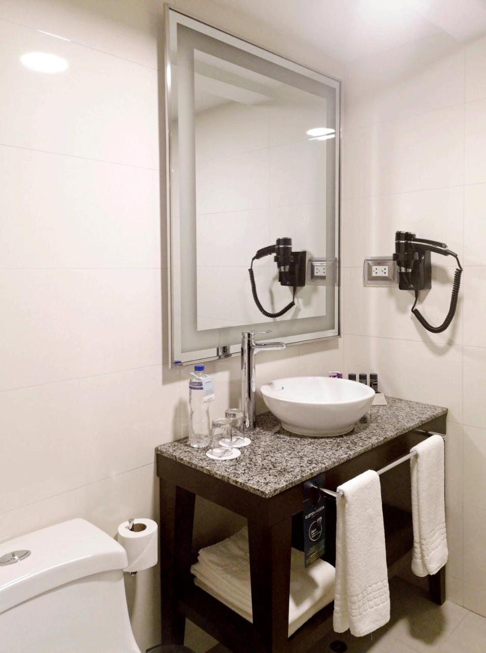 Mercure Ariosto Lima Buitenkant foto