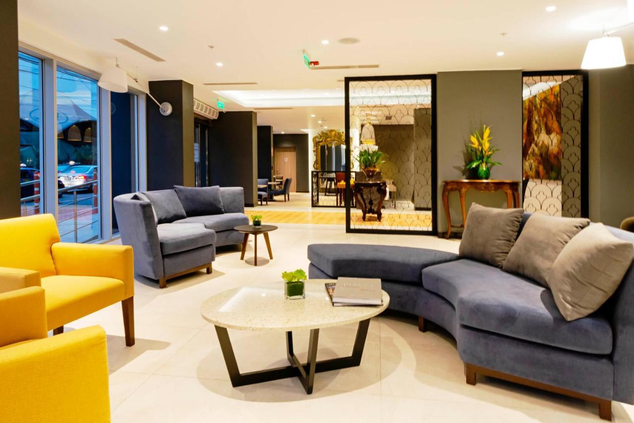 Mercure Ariosto Lima Buitenkant foto